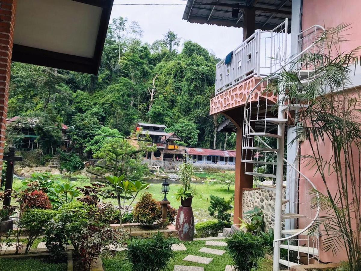 Thomas' Retreat Bukit Lawang Ξενοδοχείο Εξωτερικό φωτογραφία