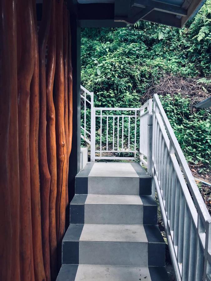 Thomas' Retreat Bukit Lawang Ξενοδοχείο Δωμάτιο φωτογραφία