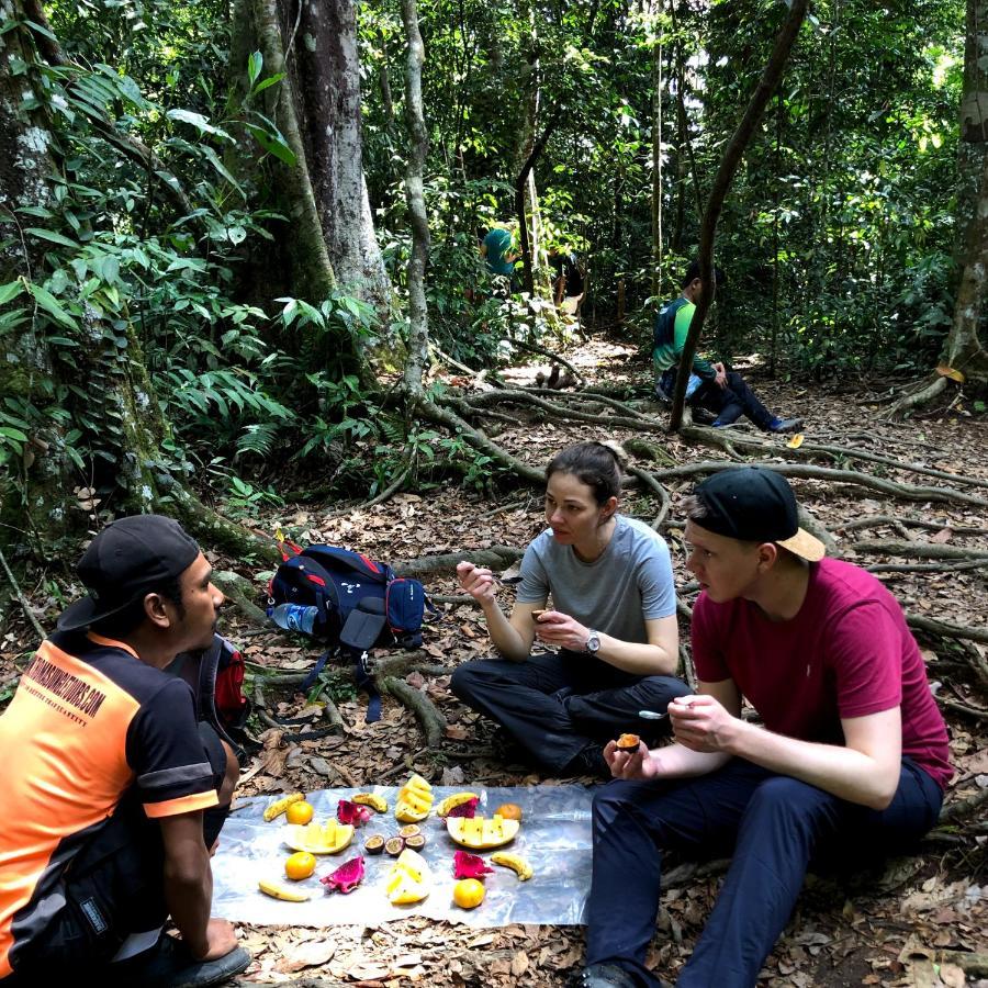 Thomas' Retreat Bukit Lawang Ξενοδοχείο Εξωτερικό φωτογραφία