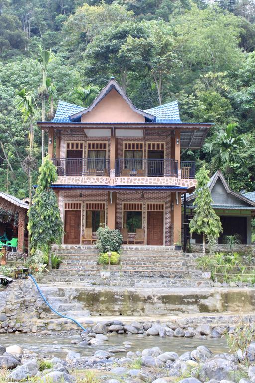 Thomas' Retreat Bukit Lawang Ξενοδοχείο Εξωτερικό φωτογραφία